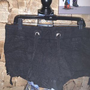 Rainbow women’s shorts size XL